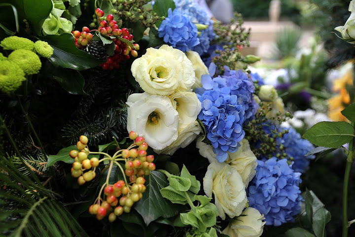 Virágkoszorú a temetésen